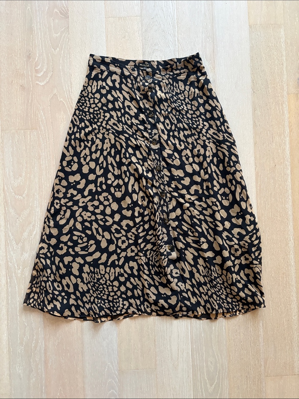 Massimo Dutti Black and Tan Leopard-Print Midi Skirt